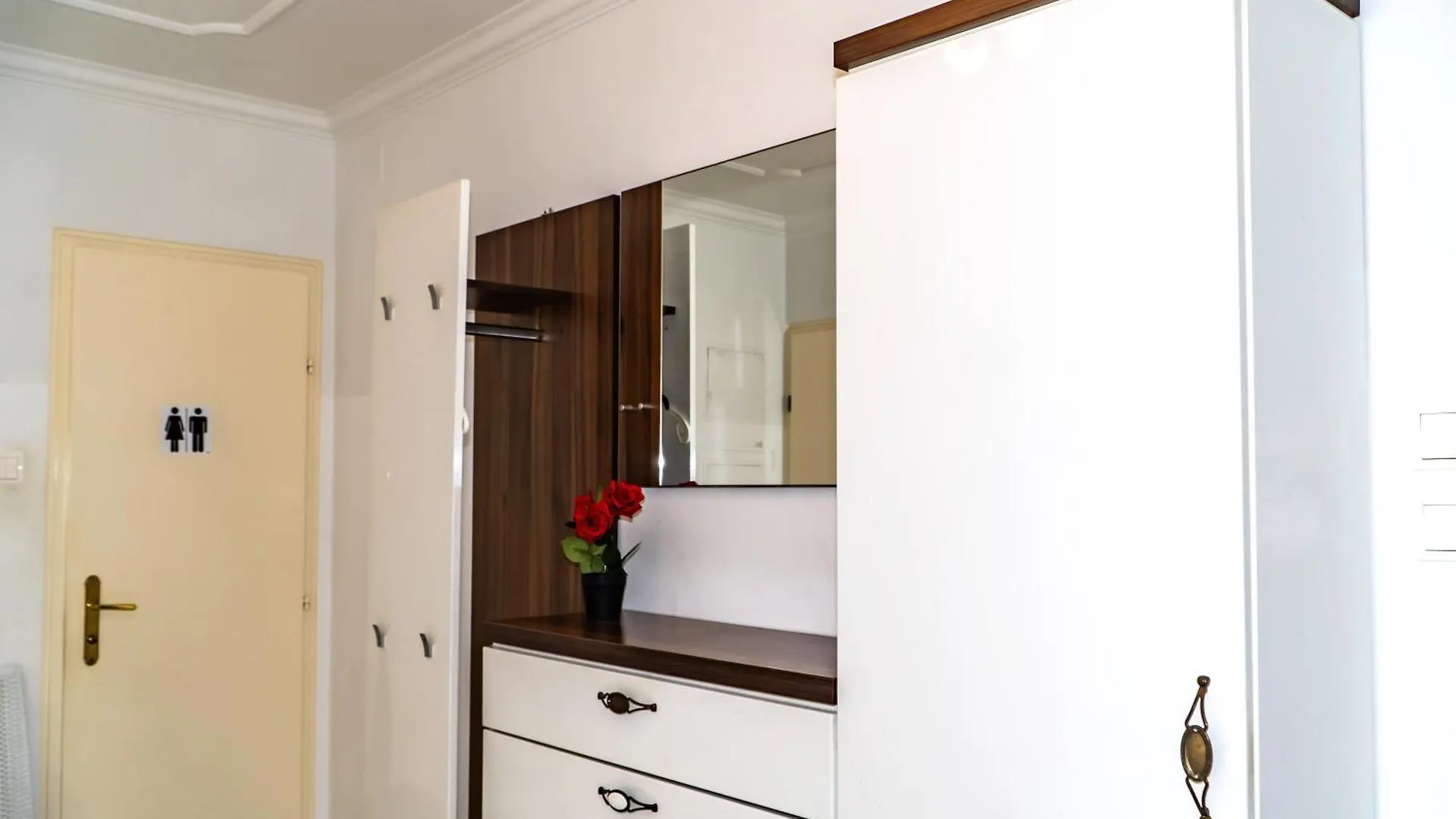Spacious Rooms 5 Minutes To Wiener Stadthalle Homestay Vienna