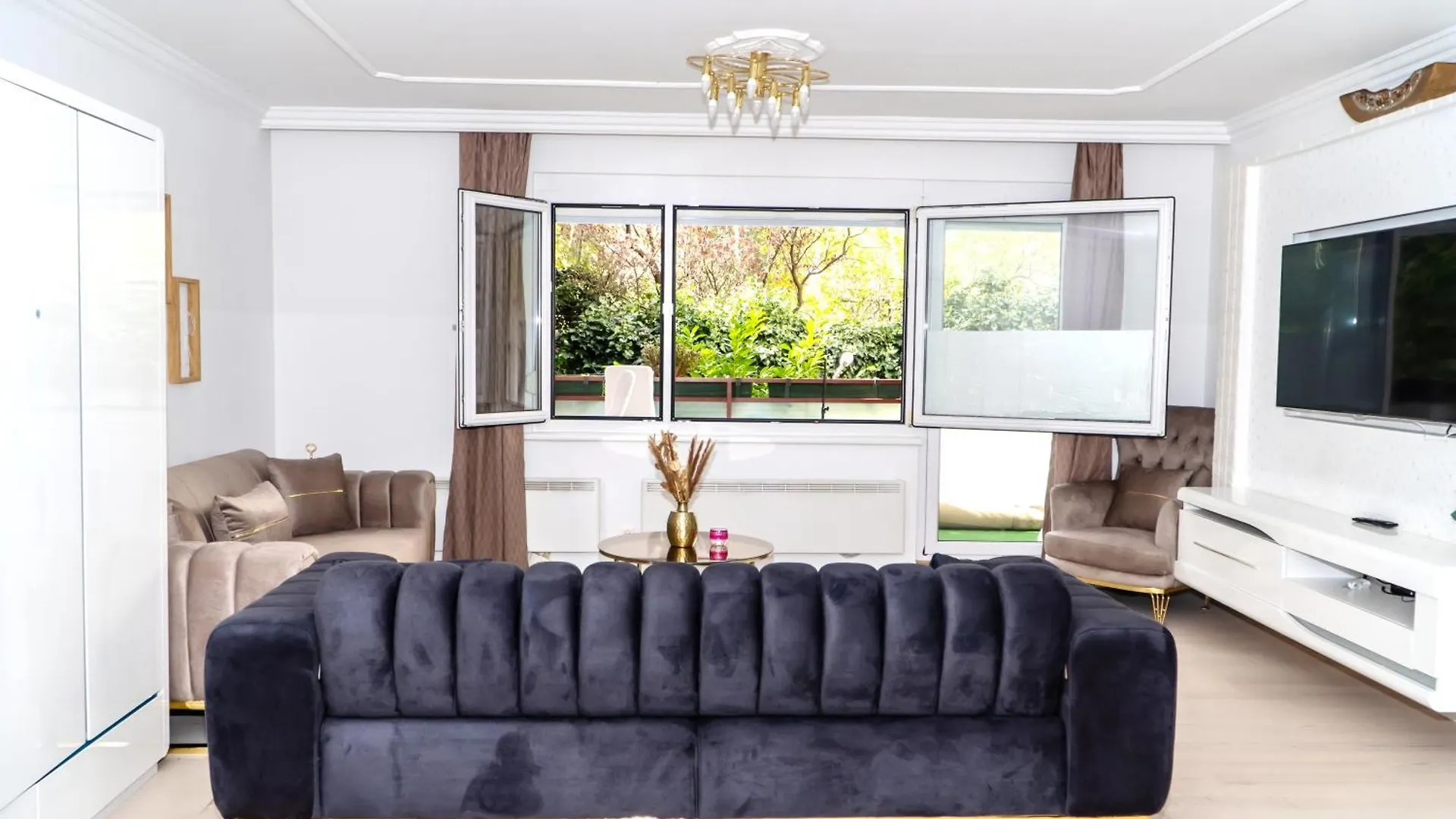 Spacious Rooms 5 Minutes To Wiener Stadthalle Homestay